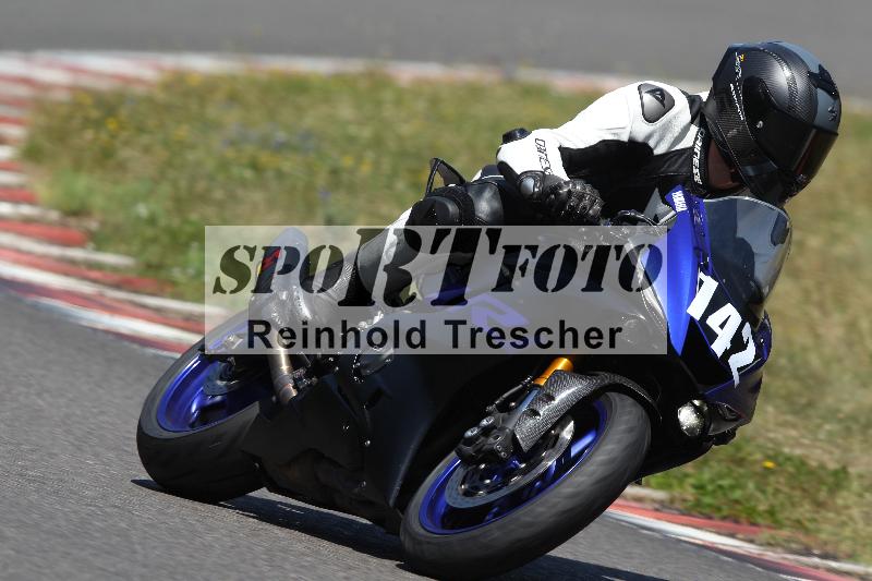 Archiv-2022/40 18.07.2022 Plüss Moto Sport ADR/Einsteiger/142